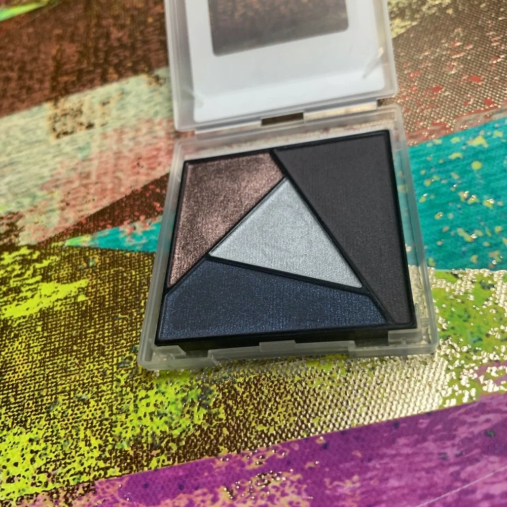 Metro Modern eye shadow quad bronze silver brown
